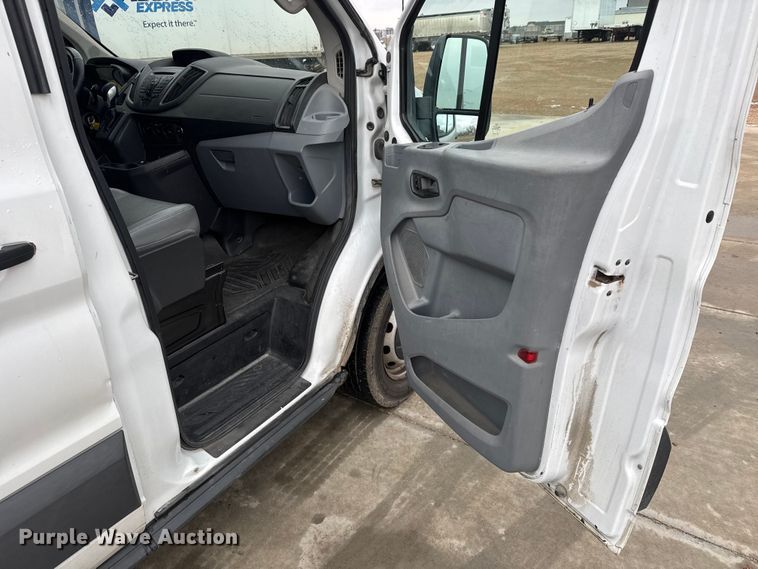 image for item NB9019 2015 Ford Transit 350 van