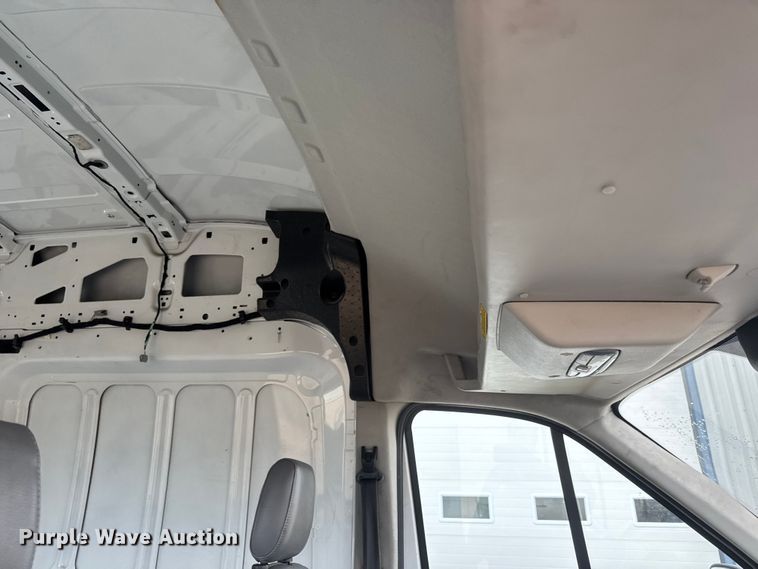 image for item NB9019 2015 Ford Transit 350 van
