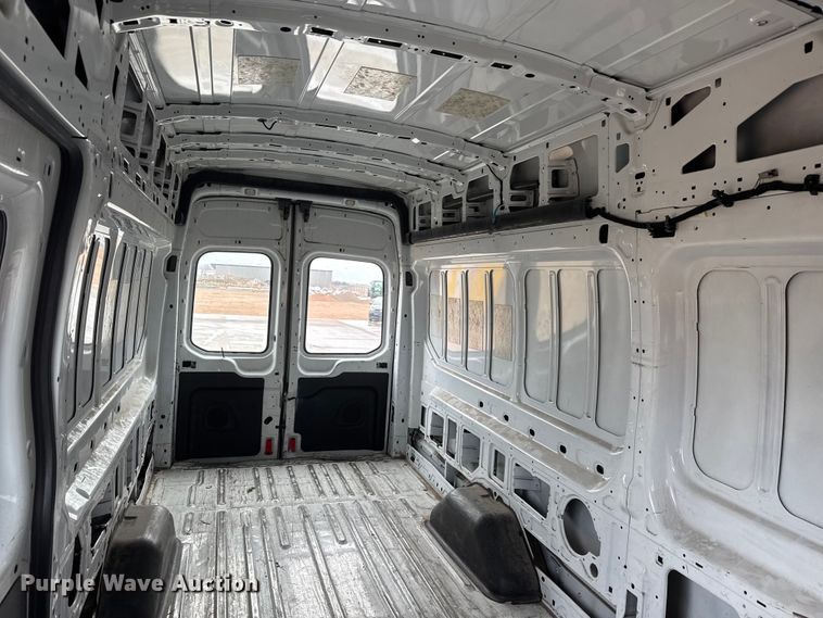 image for item NB9019 2015 Ford Transit 350 van