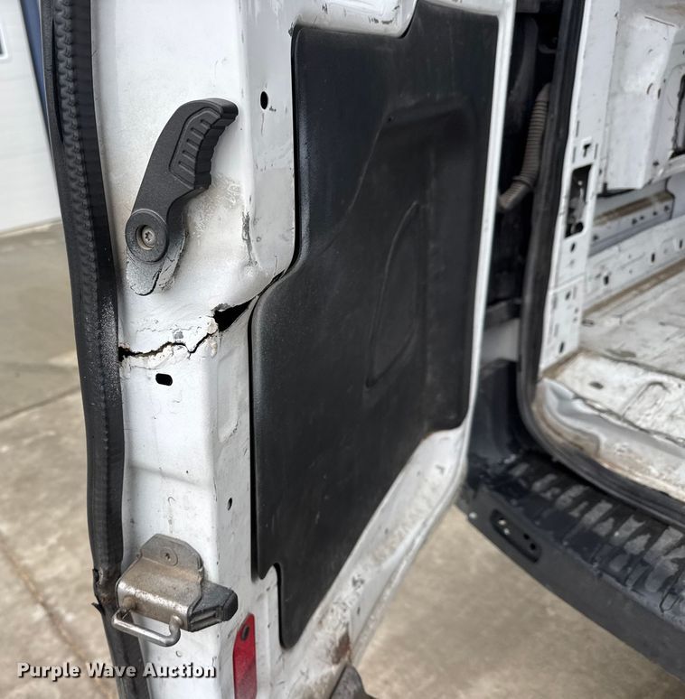 image for item NB9019 2015 Ford Transit 350 van