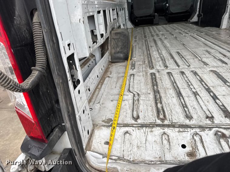 image for item NB9019 2015 Ford Transit 350 van