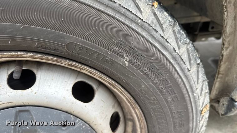 image for item NB9019 2015 Ford Transit 350 van