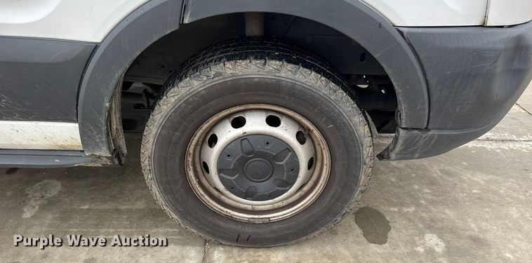 image for item NB9019 2015 Ford Transit 350 van