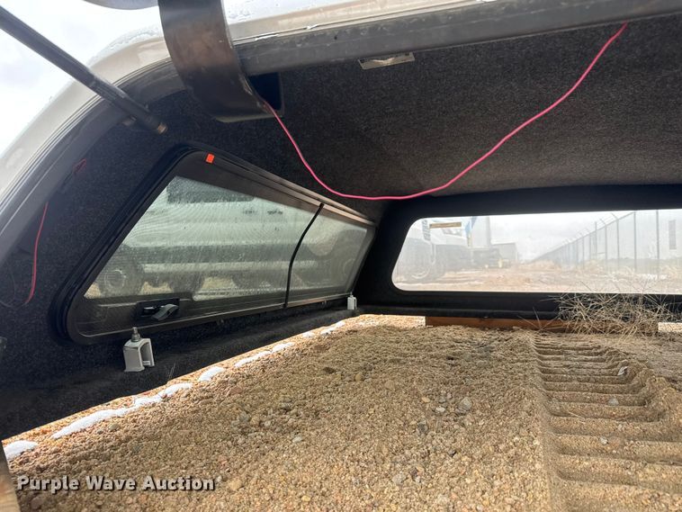 image for item NB9020 Leer pickup truck bed topper