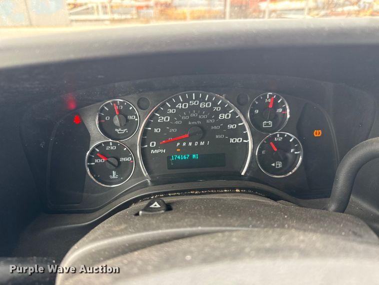 image for item NB9024 2019 Chevrolet Express 2500 van