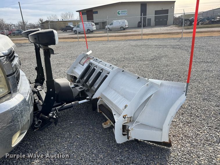 image for item NB9028 2010 Chevrolet Silverado 2500 Ext. Cab dump flatbed truck