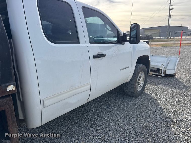 image for item NB9028 2010 Chevrolet Silverado 2500 Ext. Cab dump flatbed truck