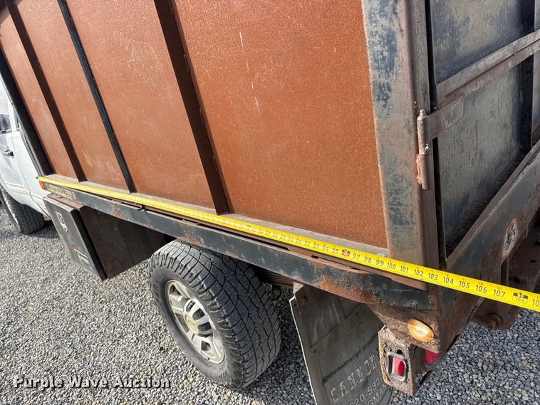 image for item NB9028 2010 Chevrolet Silverado 2500 Ext. Cab dump flatbed truck