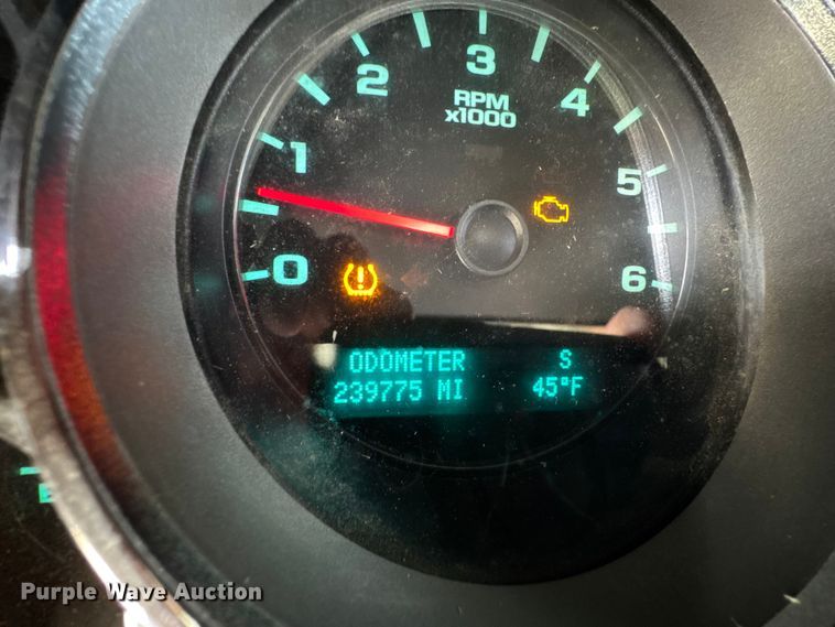 image for item NB9028 2010 Chevrolet Silverado 2500 Ext. Cab dump flatbed truck