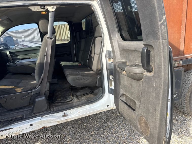 image for item NB9028 2010 Chevrolet Silverado 2500 Ext. Cab dump flatbed truck