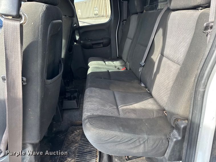 image for item NB9028 2010 Chevrolet Silverado 2500 Ext. Cab dump flatbed truck