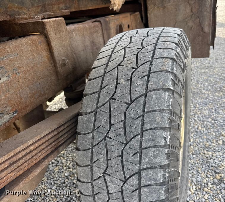 image for item NB9028 2010 Chevrolet Silverado 2500 Ext. Cab dump flatbed truck