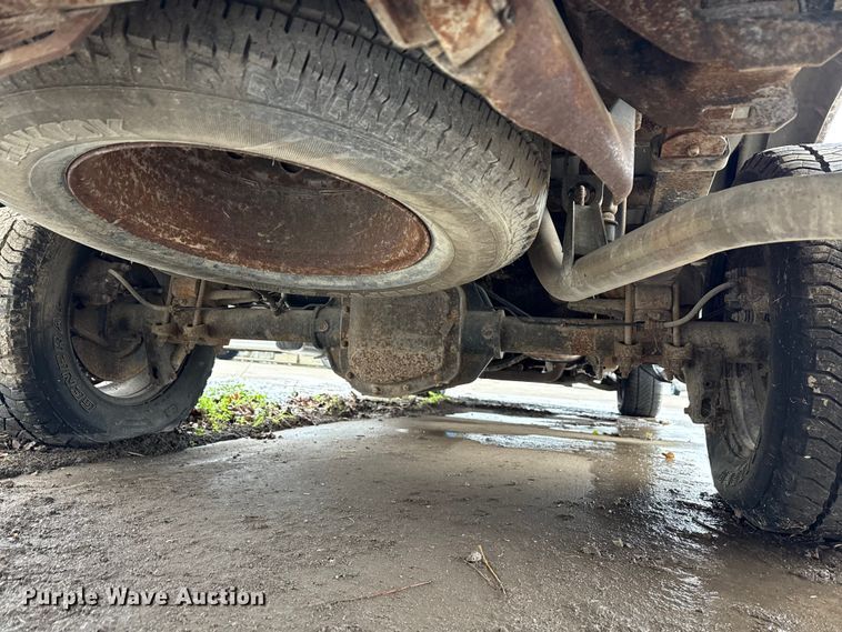 image for item ND9447 2005 Ford F150 SuperCab pickup truck