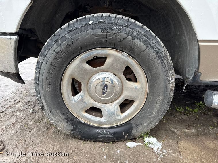 image for item ND9447 2005 Ford F150 SuperCab pickup truck