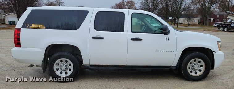 image for item NO9803 2009 Chevrolet Suburban 1500 SUV