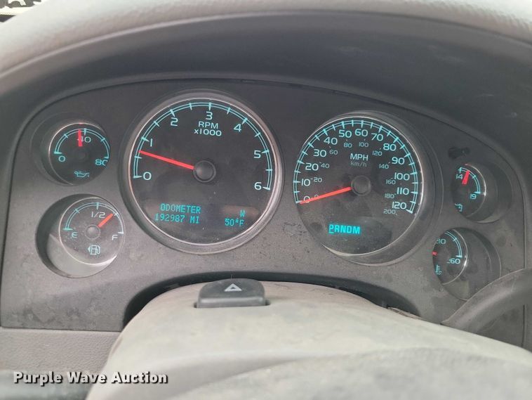 image for item NO9803 2009 Chevrolet Suburban 1500 SUV