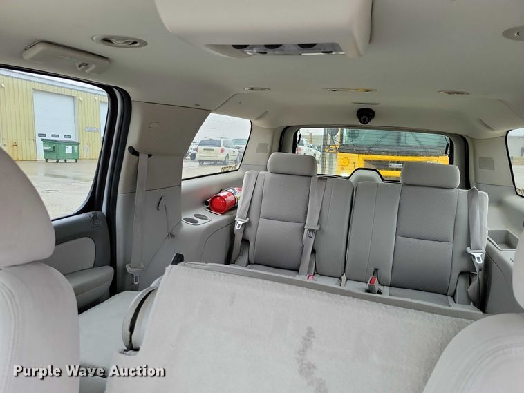image for item NO9803 2009 Chevrolet Suburban 1500 SUV