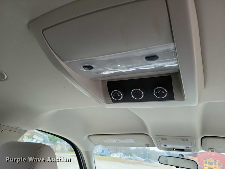 image for item NO9803 2009 Chevrolet Suburban 1500 SUV