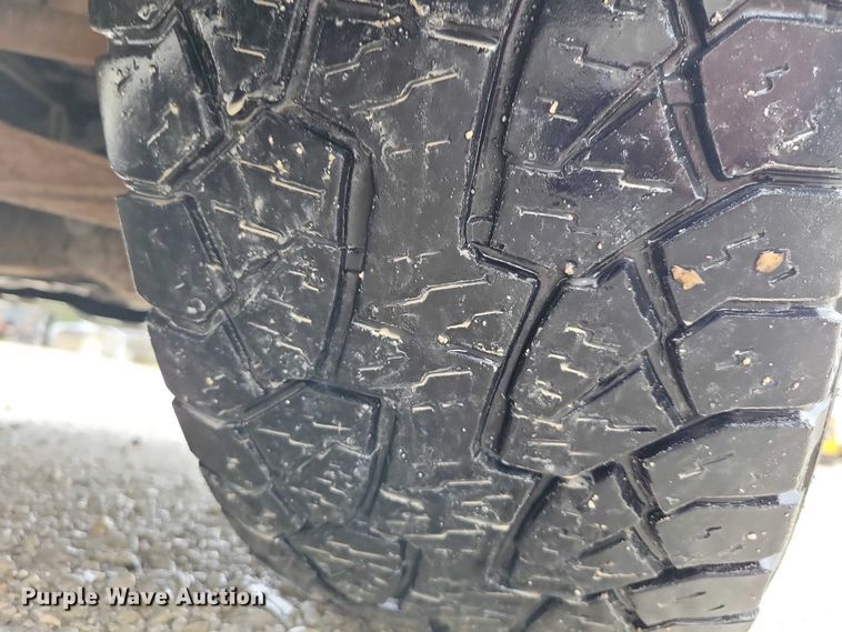 image for item NO9803 2009 Chevrolet Suburban 1500 SUV