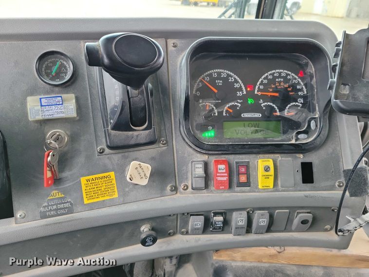 image for item NO9804 2016 Thomas school bus