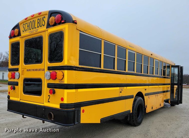 image for item NO9805 2015 IC school bus