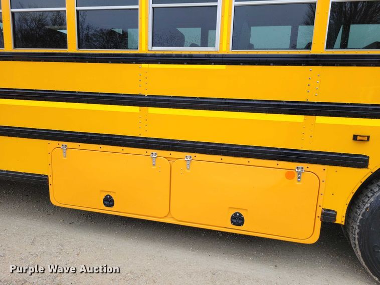 image for item NO9805 2015 IC school bus