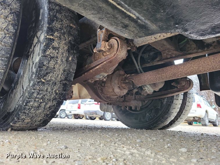 image for item NO9805 2015 IC school bus