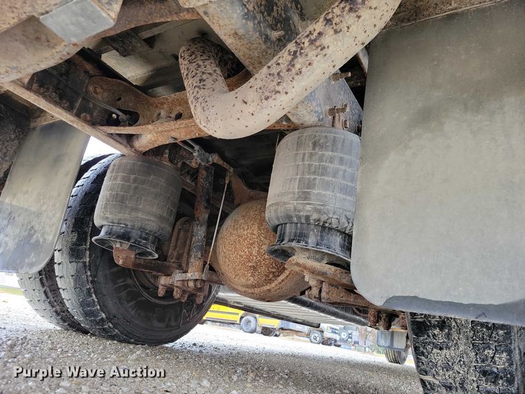 image for item NO9805 2015 IC school bus