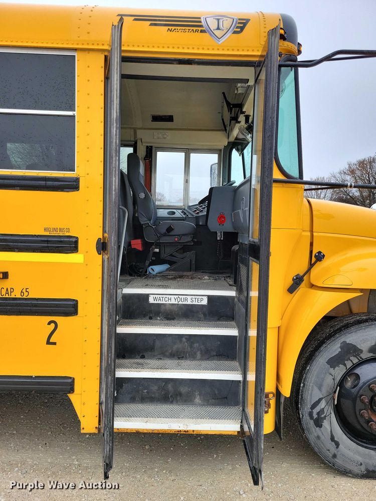 image for item NO9805 2015 IC school bus