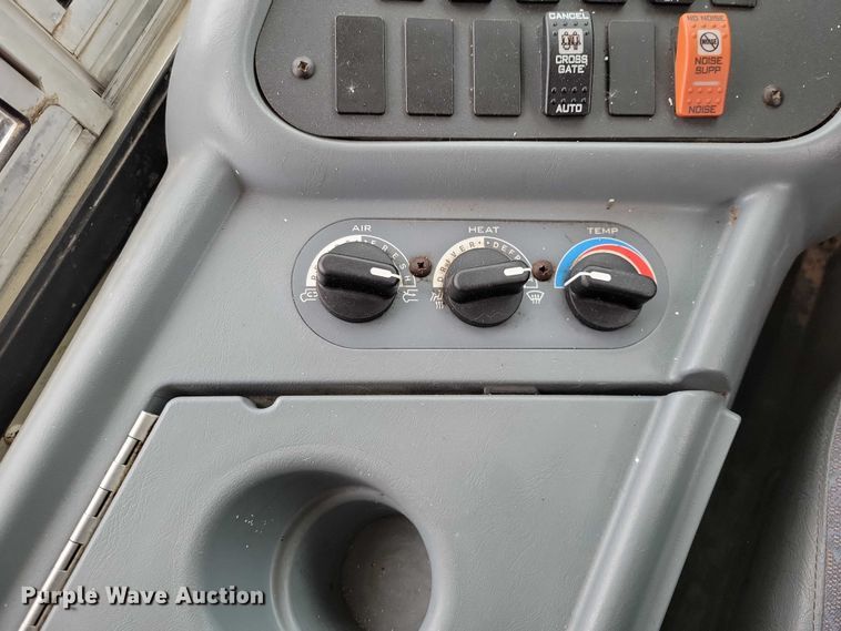 image for item NO9805 2015 IC school bus