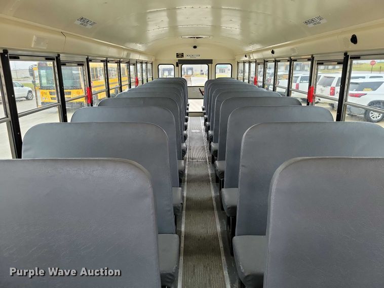 image for item NO9805 2015 IC school bus