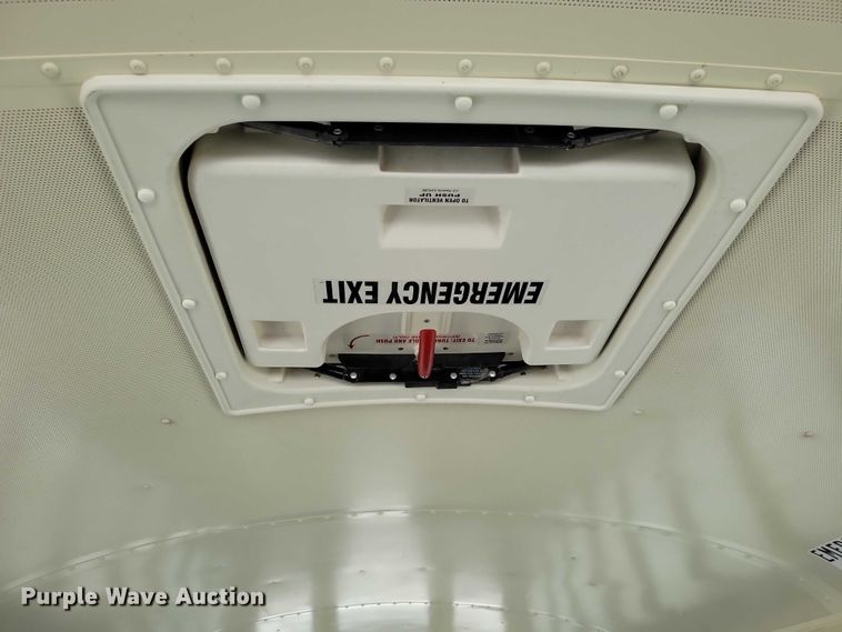 image for item NO9805 2015 IC school bus