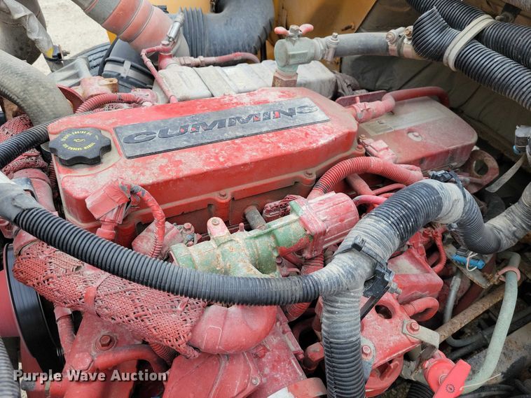 image for item NO9805 2015 IC school bus