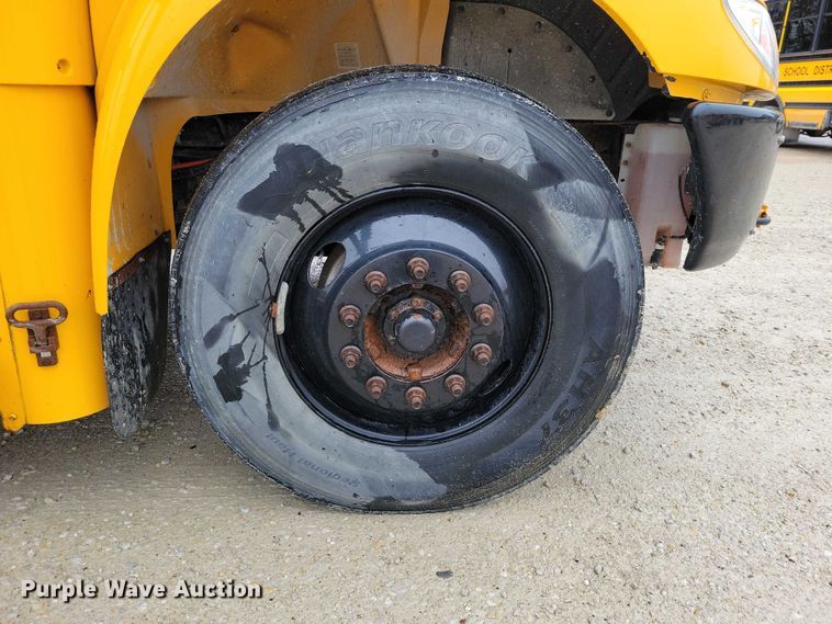 image for item NO9805 2015 IC school bus