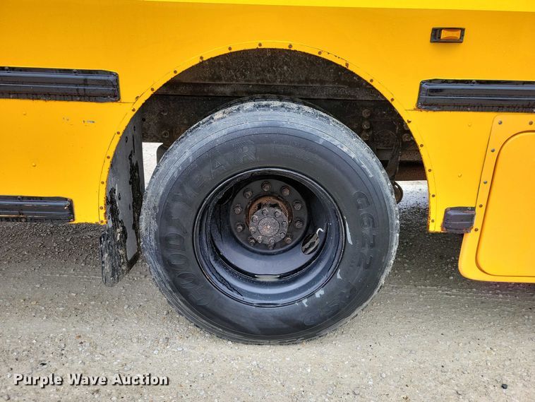 image for item NO9805 2015 IC school bus