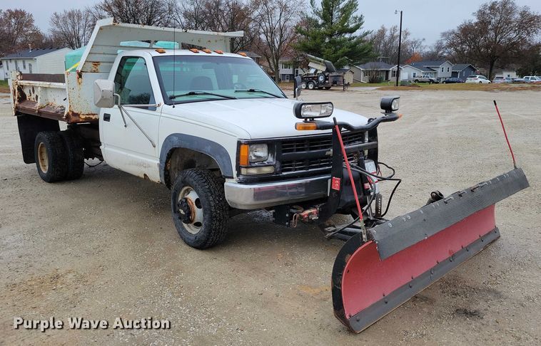 image for item NO9808 1999 Chevrolet K3500 dump flatbed pickup truck