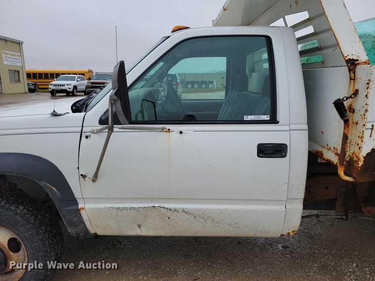 image for item NO9808 1999 Chevrolet K3500 dump flatbed pickup truck