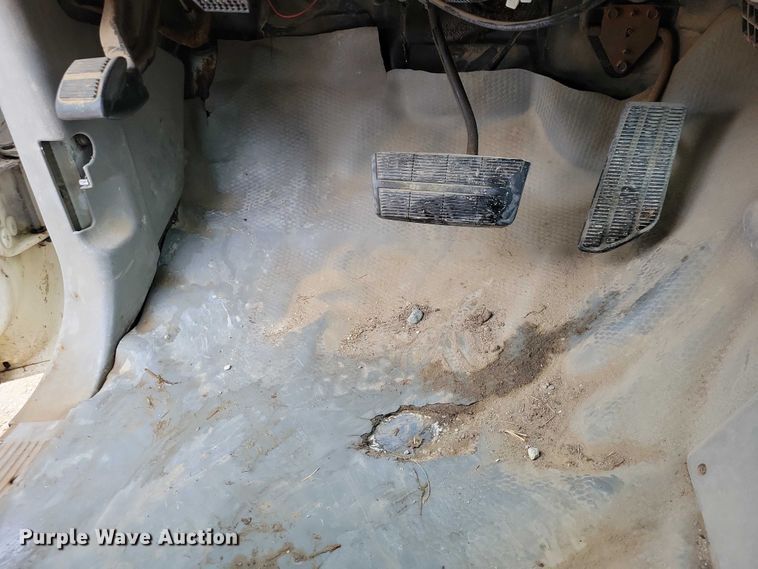 image for item NO9808 1999 Chevrolet K3500 dump flatbed pickup truck