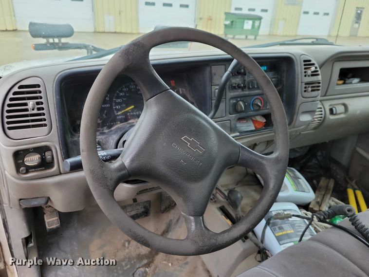 image for item NO9808 1999 Chevrolet K3500 dump flatbed pickup truck