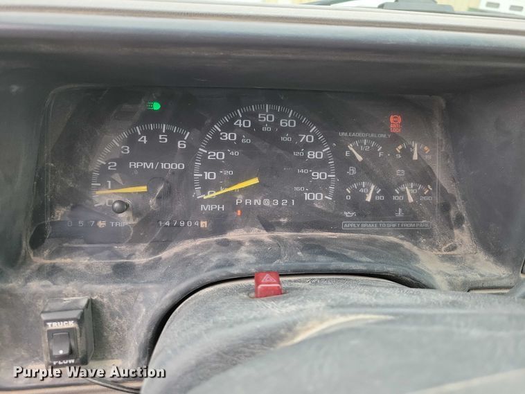 image for item NO9808 1999 Chevrolet K3500 dump flatbed pickup truck