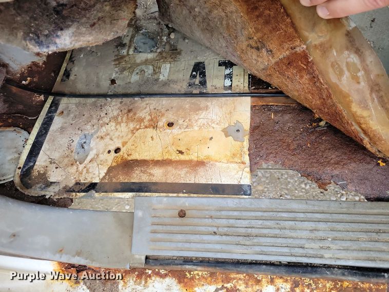 image for item NO9808 1999 Chevrolet K3500 dump flatbed pickup truck