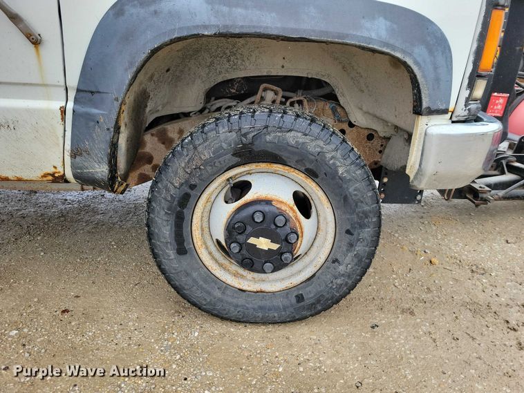 image for item NO9808 1999 Chevrolet K3500 dump flatbed pickup truck