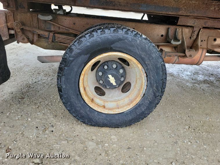 image for item NO9808 1999 Chevrolet K3500 dump flatbed pickup truck