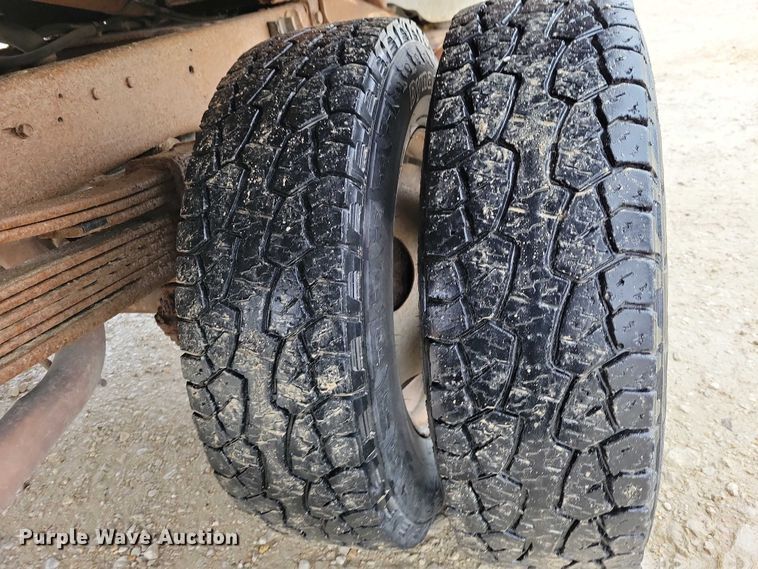 image for item NO9808 1999 Chevrolet K3500 dump flatbed pickup truck