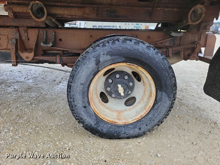 image for item NO9808 1999 Chevrolet K3500 dump flatbed pickup truck