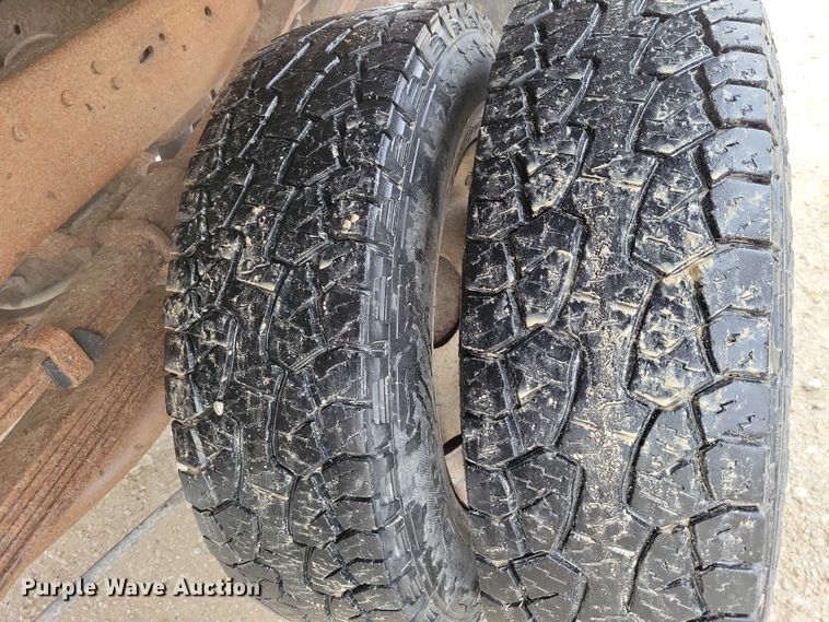 image for item NO9808 1999 Chevrolet K3500 dump flatbed pickup truck