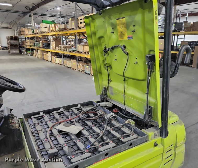 image for item NO9809 Clark GEX30 forklift
