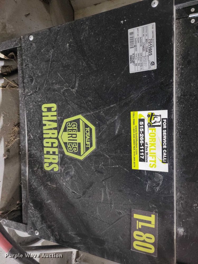 image for item NO9809 Clark GEX30 forklift