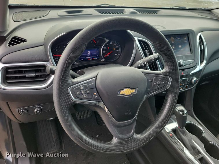image for item NO9810 2020 Chevrolet Equinox LT SUV