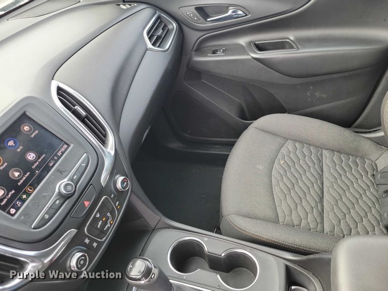 image for item NO9810 2020 Chevrolet Equinox LT SUV